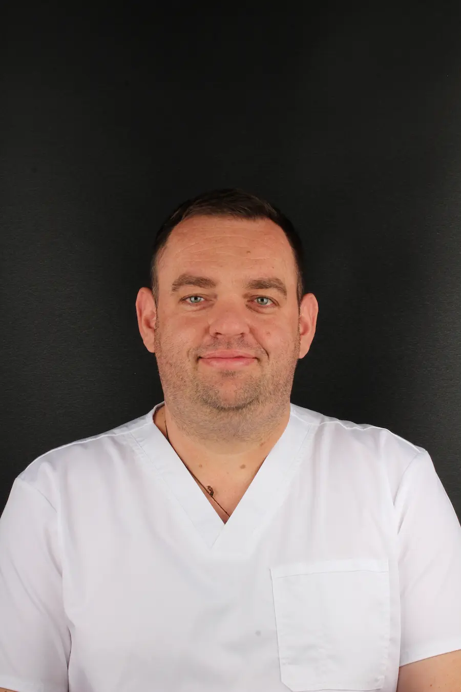 Dr Dražen Dragić – doktor stomatologije